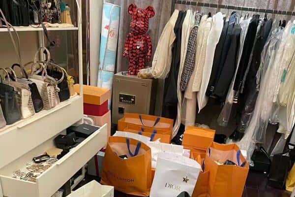 浮梁县回收一线品牌衣服